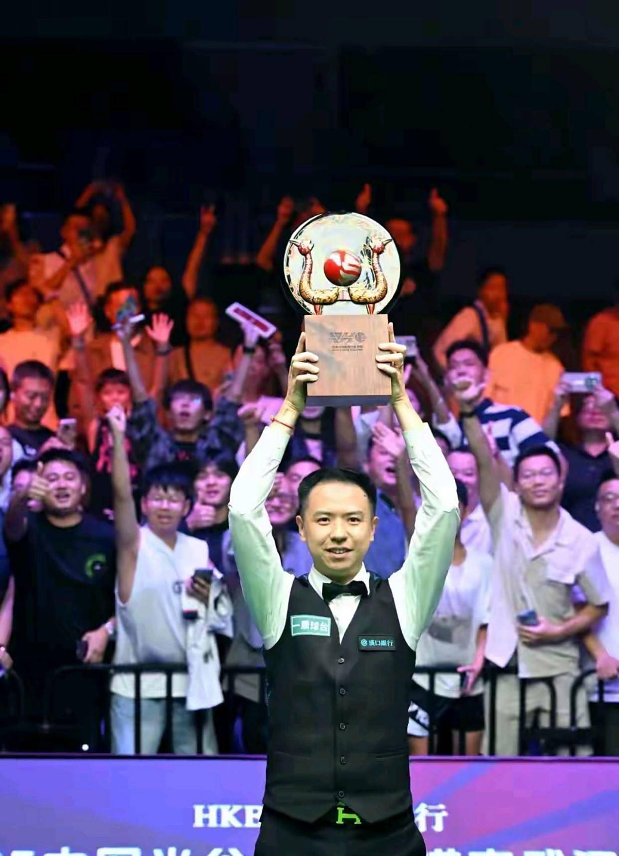 中让他在年 中让他在年