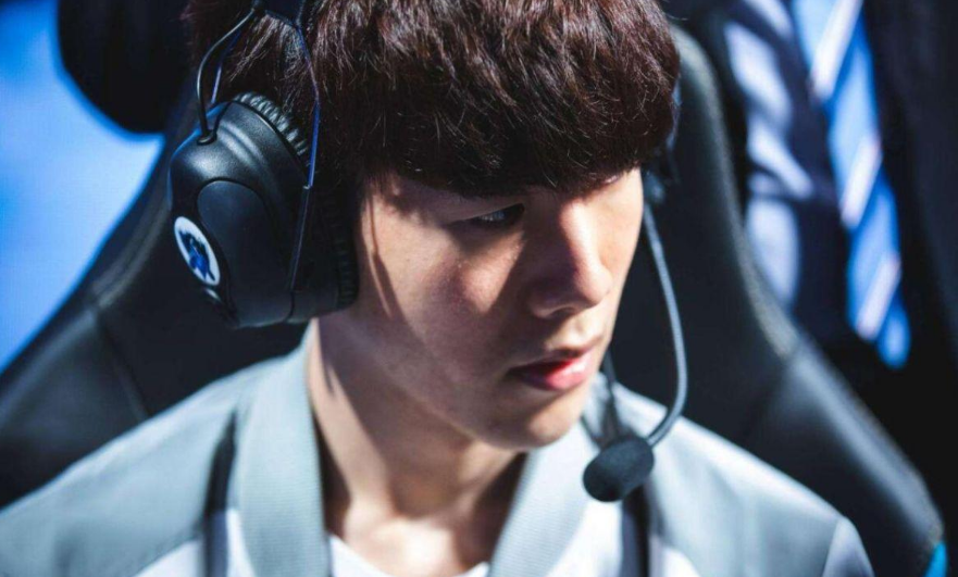 首轮对战 首轮对战