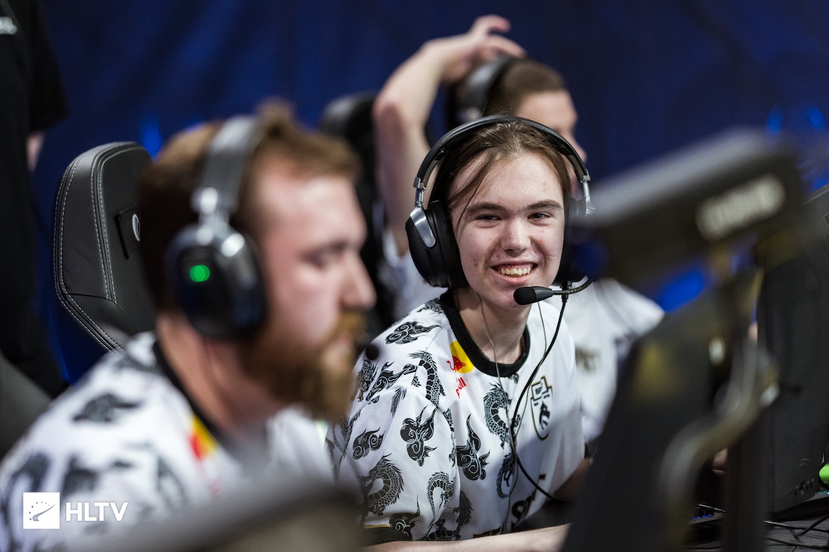 海国际化形 海国际化形