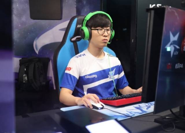 排名上升至 排名上升至