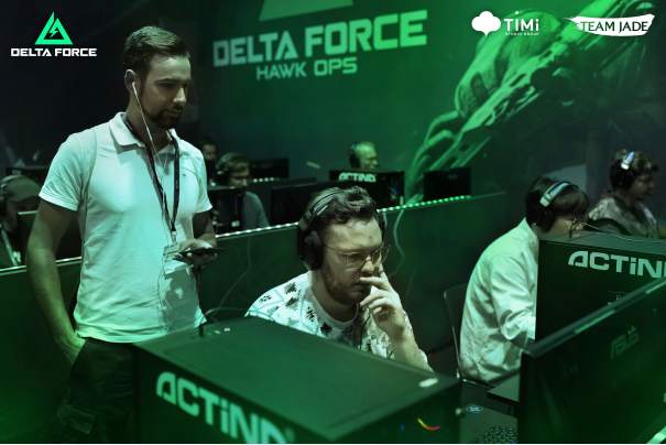 在技术和默 在技术和默