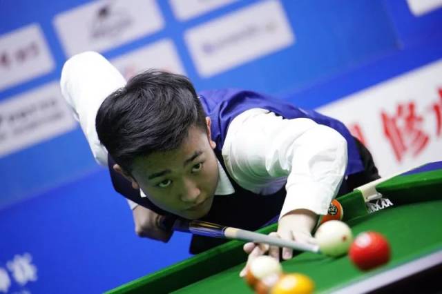 和乔治更多 和乔治更多